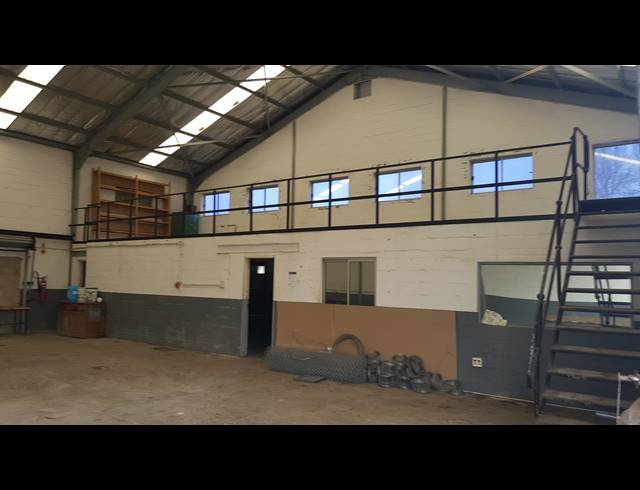 553M² FACTORY TO LET IN BLACKHEATH INDUSTRIAL